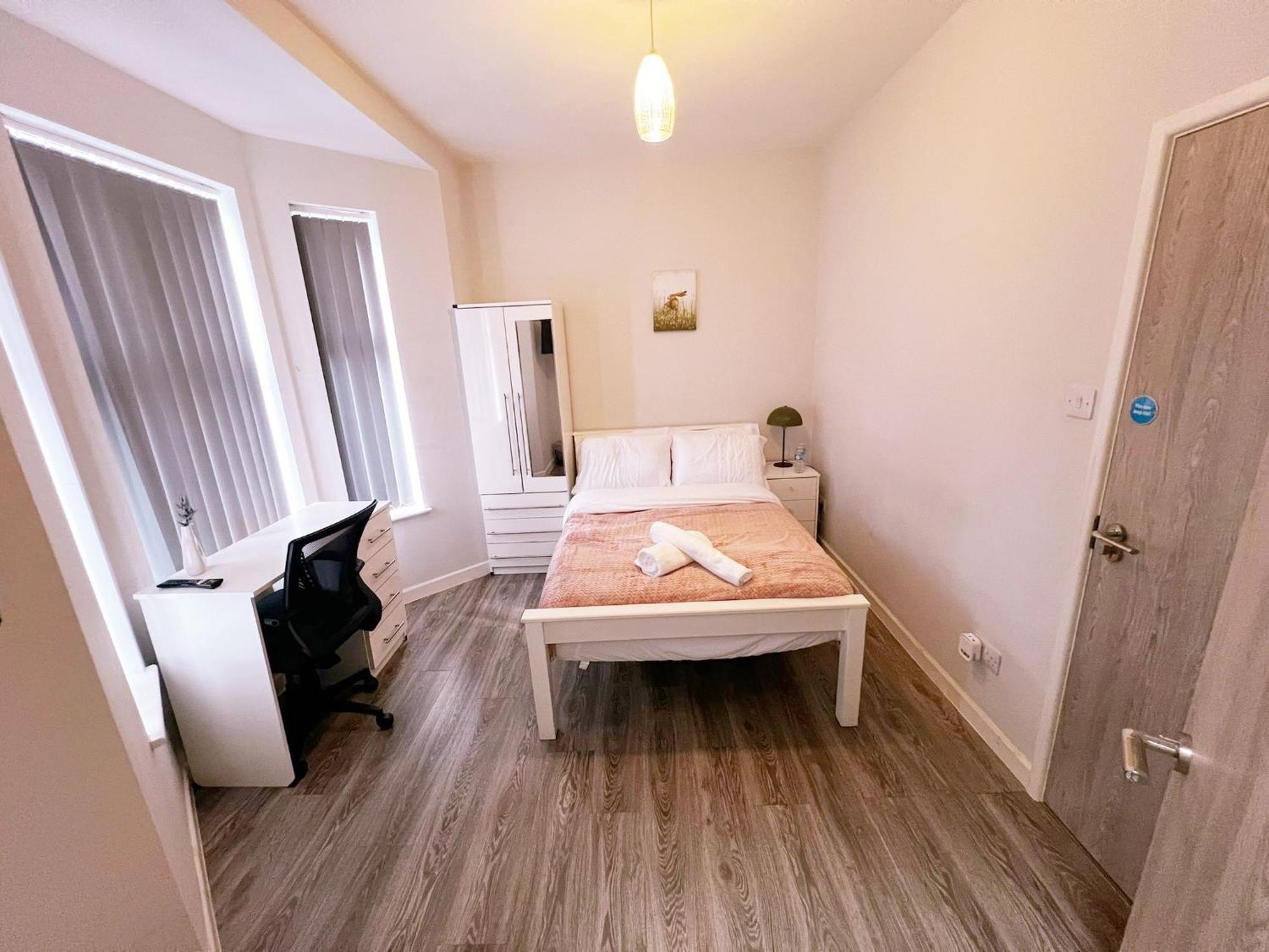 51 Kingsway Coventry Cv2 4Ff Bed and Breakfast Esterno foto