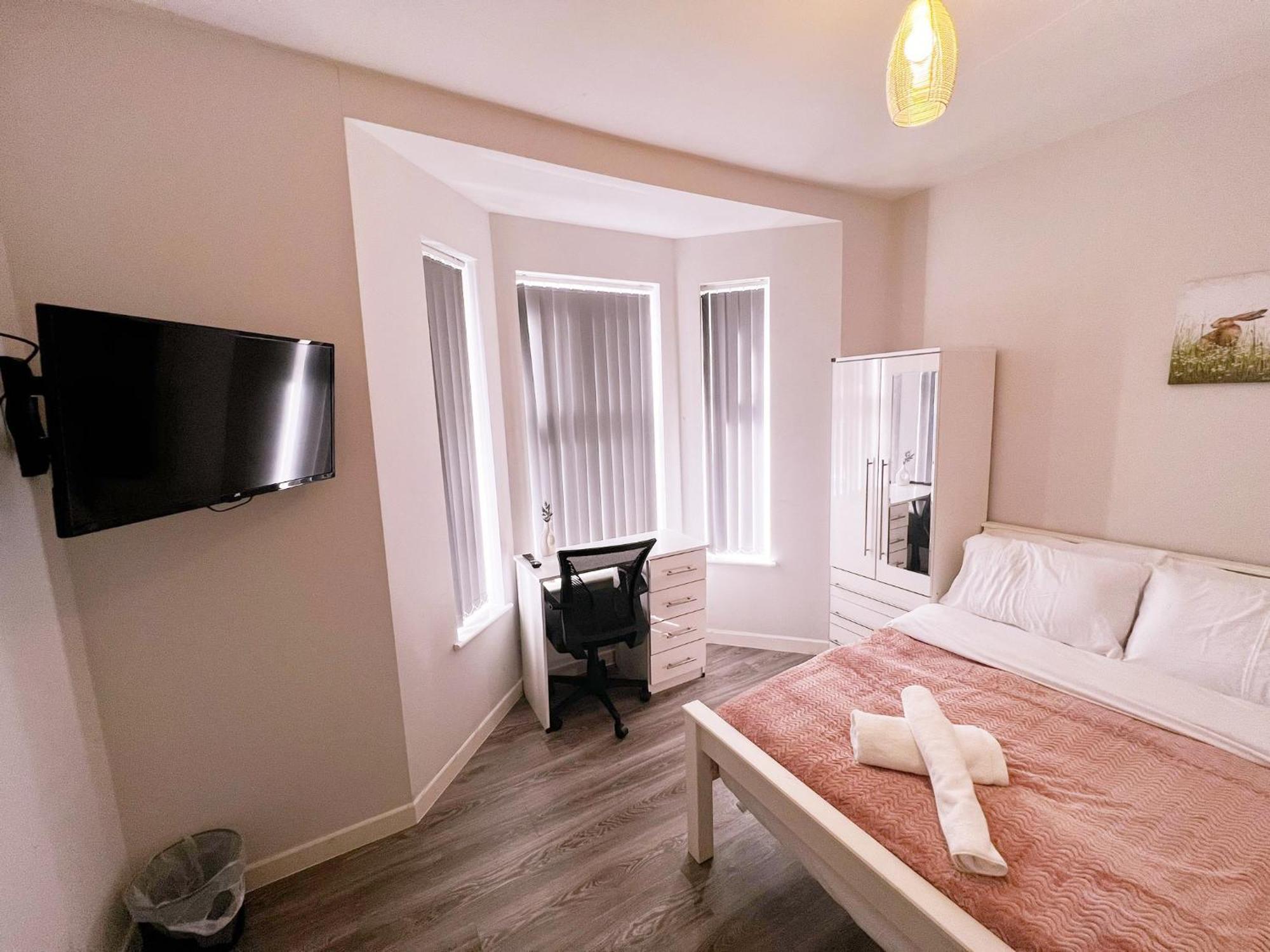 51 Kingsway Coventry Cv2 4Ff Bed and Breakfast Esterno foto
